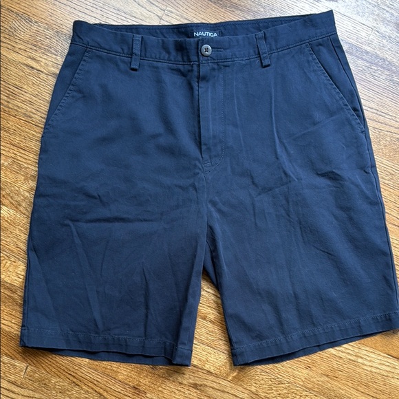 Nautica Men's Dark Blue Flat Front Shorts - Picture 1 of 5
